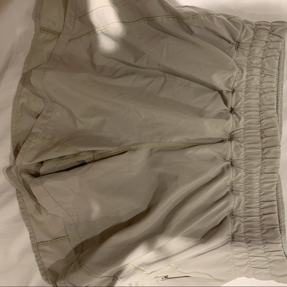 Lululemon shorts 5 inch - Picture 2 of 3